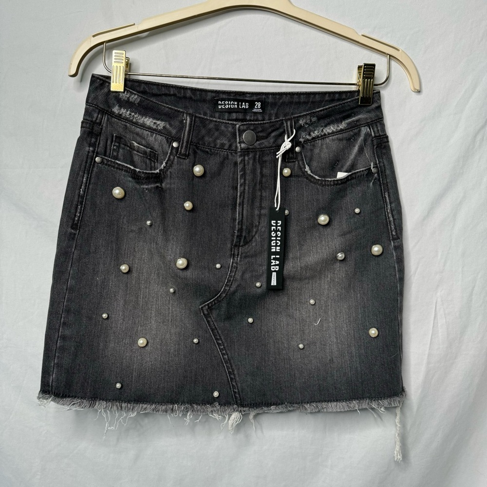 Design Lab Skirt - Dark Jean & Pearls